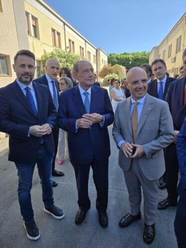 WhatsApp-Image-2025-11-12-at-20.30.52-6